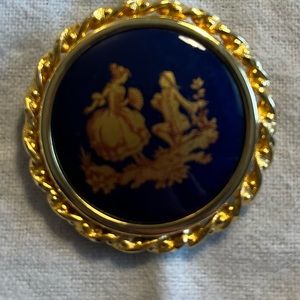Brooch